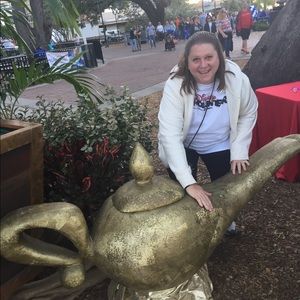 Meet your Posher, Amy